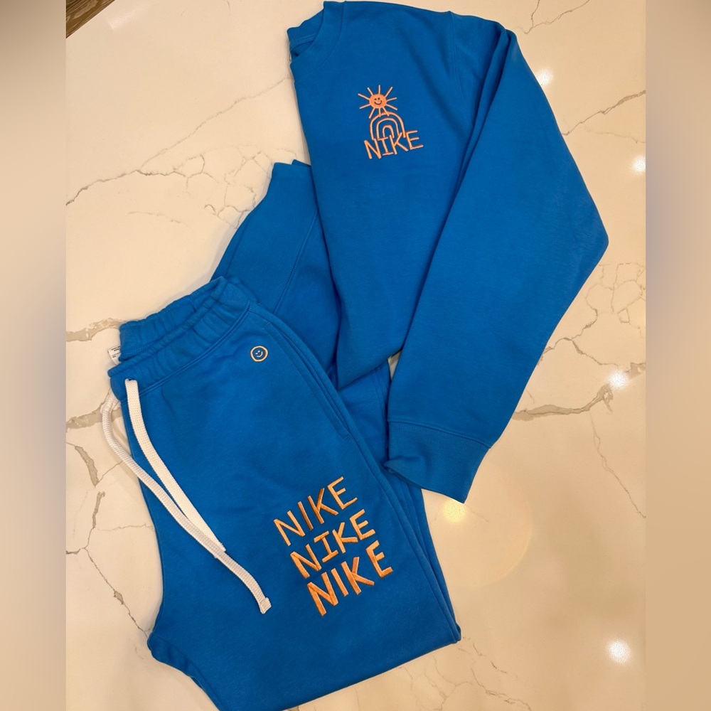 Nike Vibrant Blue and Orange sweatsuit